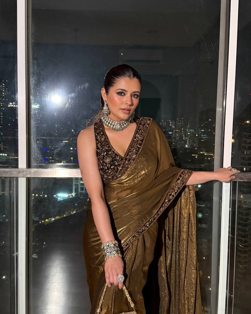 Women's Luxe Olive-Gold Silk Saree with Heavily Embellished Blouse & Border – Ideal for Evening, Wedding & Reception Wear