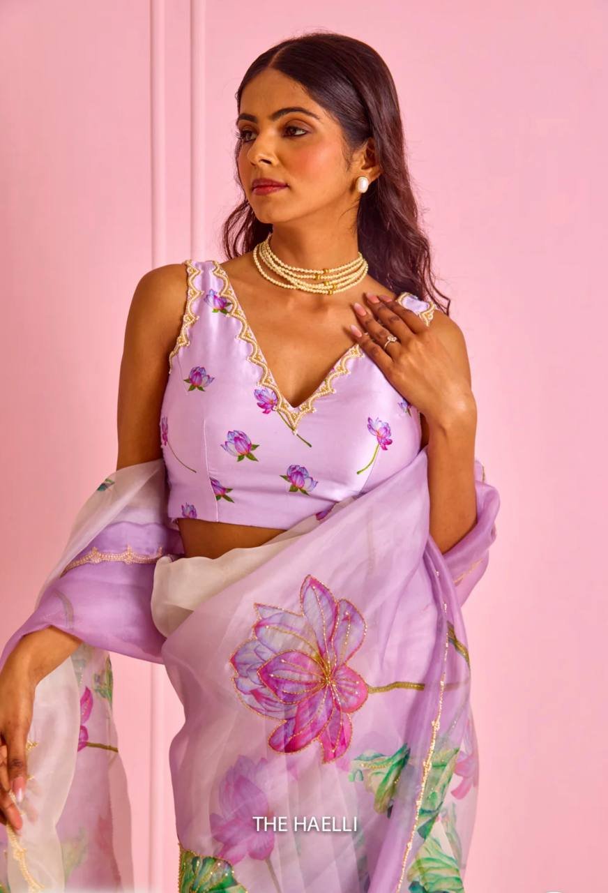 Women's Exquisite Lavender & White Organza Saree with Hand-Painted Lotus Floral Motifs & Gold Embellished Border – Complete with Matching Printed Blouse for Festive & Special Occasions – Design 1